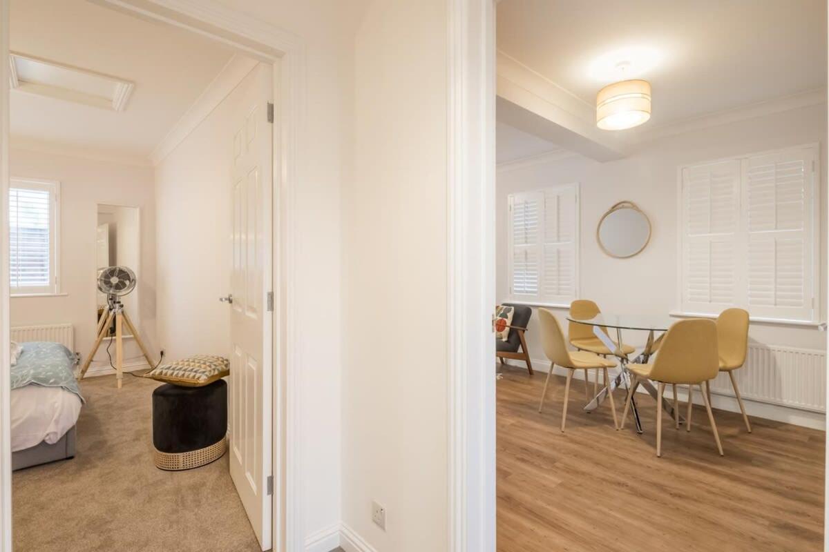Lovely 1 Bed Apartment With Free Parking & Garden CBG Dış mekan fotoğraf